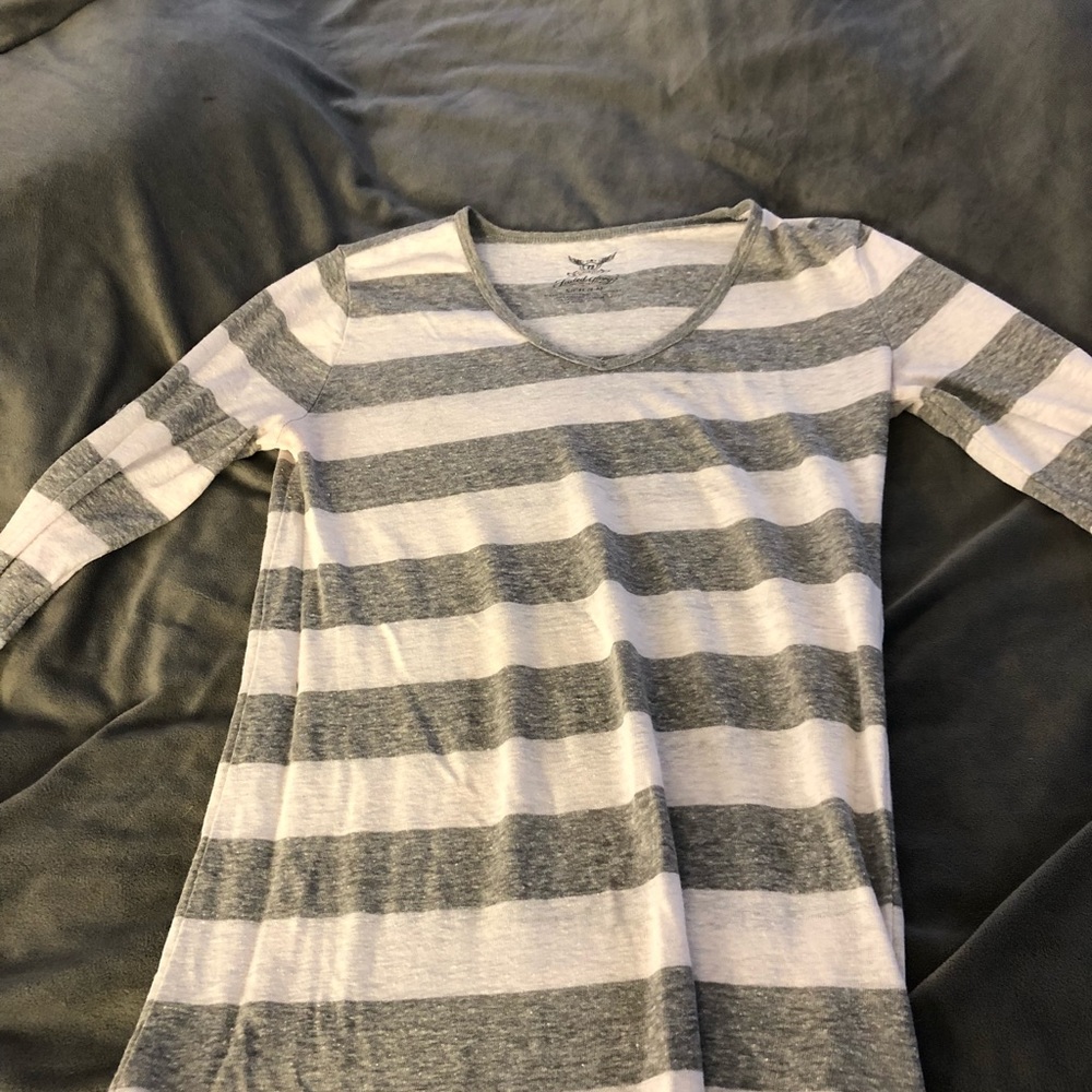 White and gray long sleeve